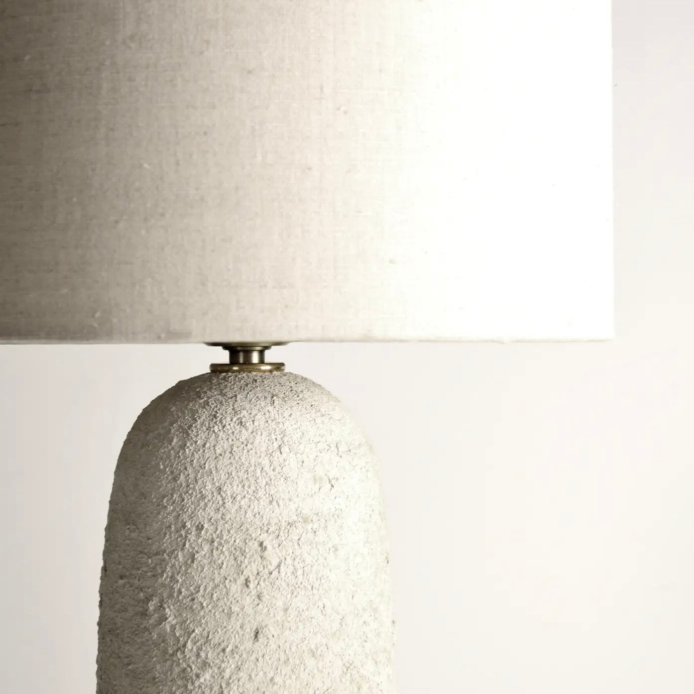 Armona Concrete Lamp