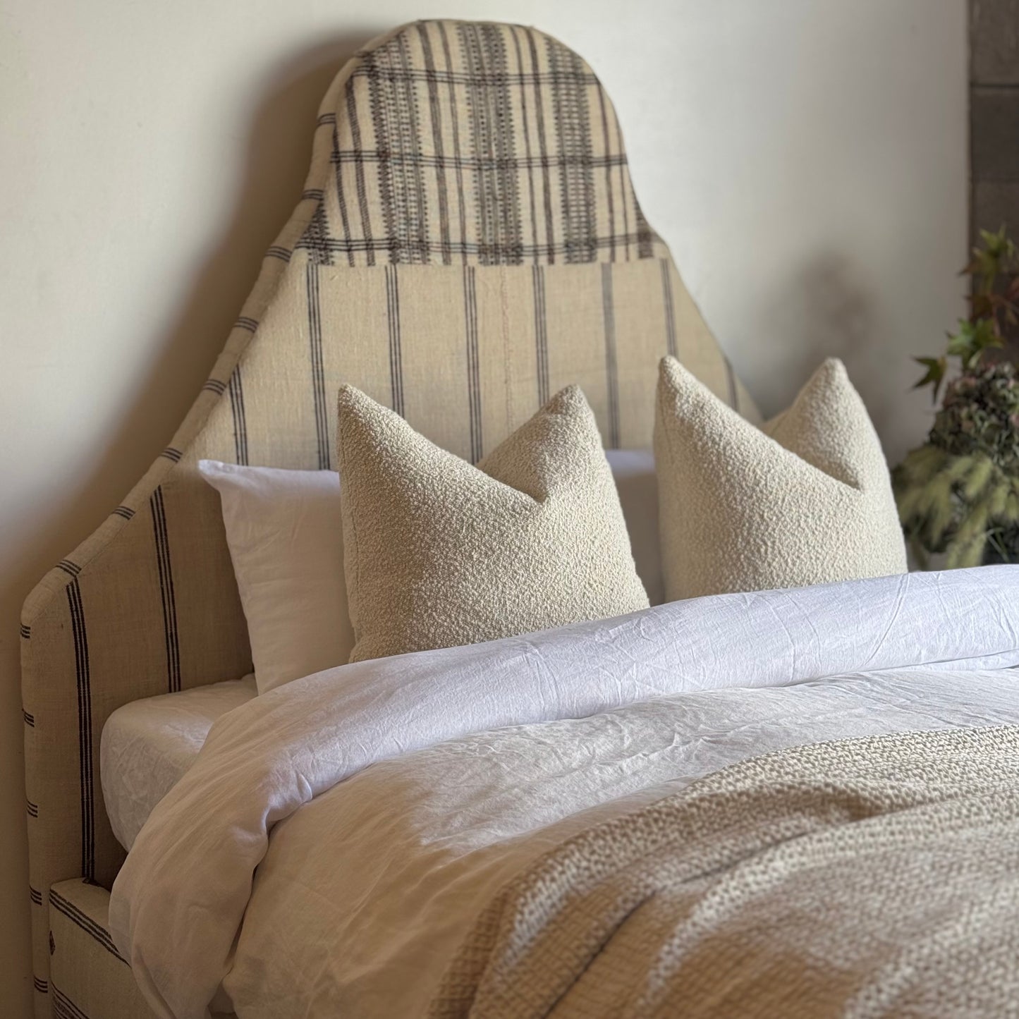 The Juliette Bed