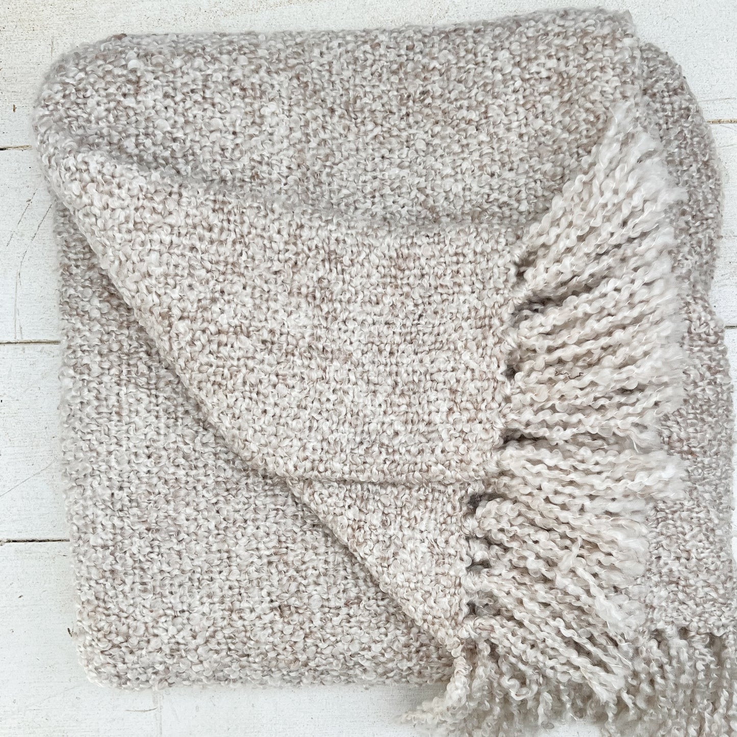Boucle Indoor/Outdoor Throw
