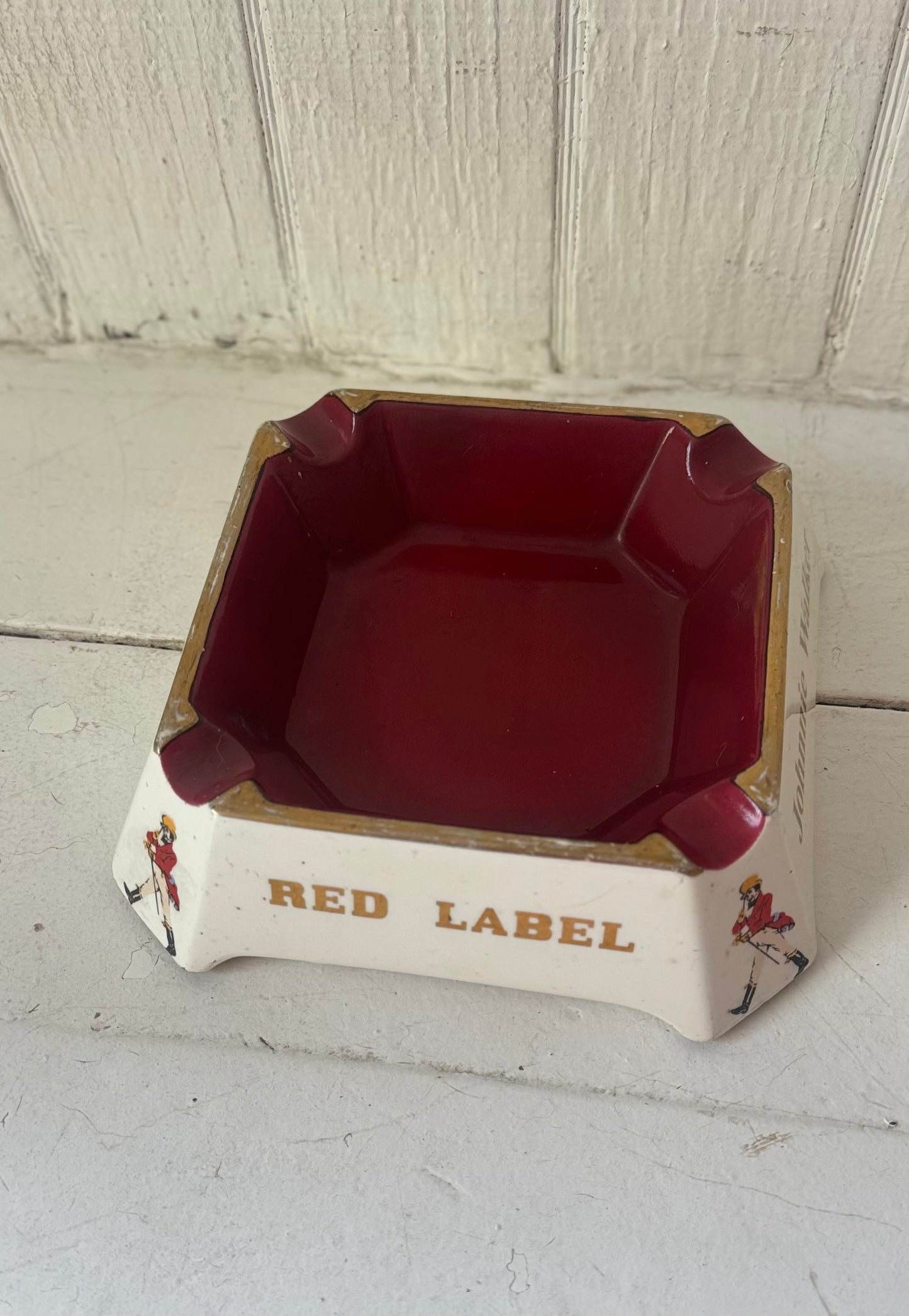 Vintage JW Red Label Catch All