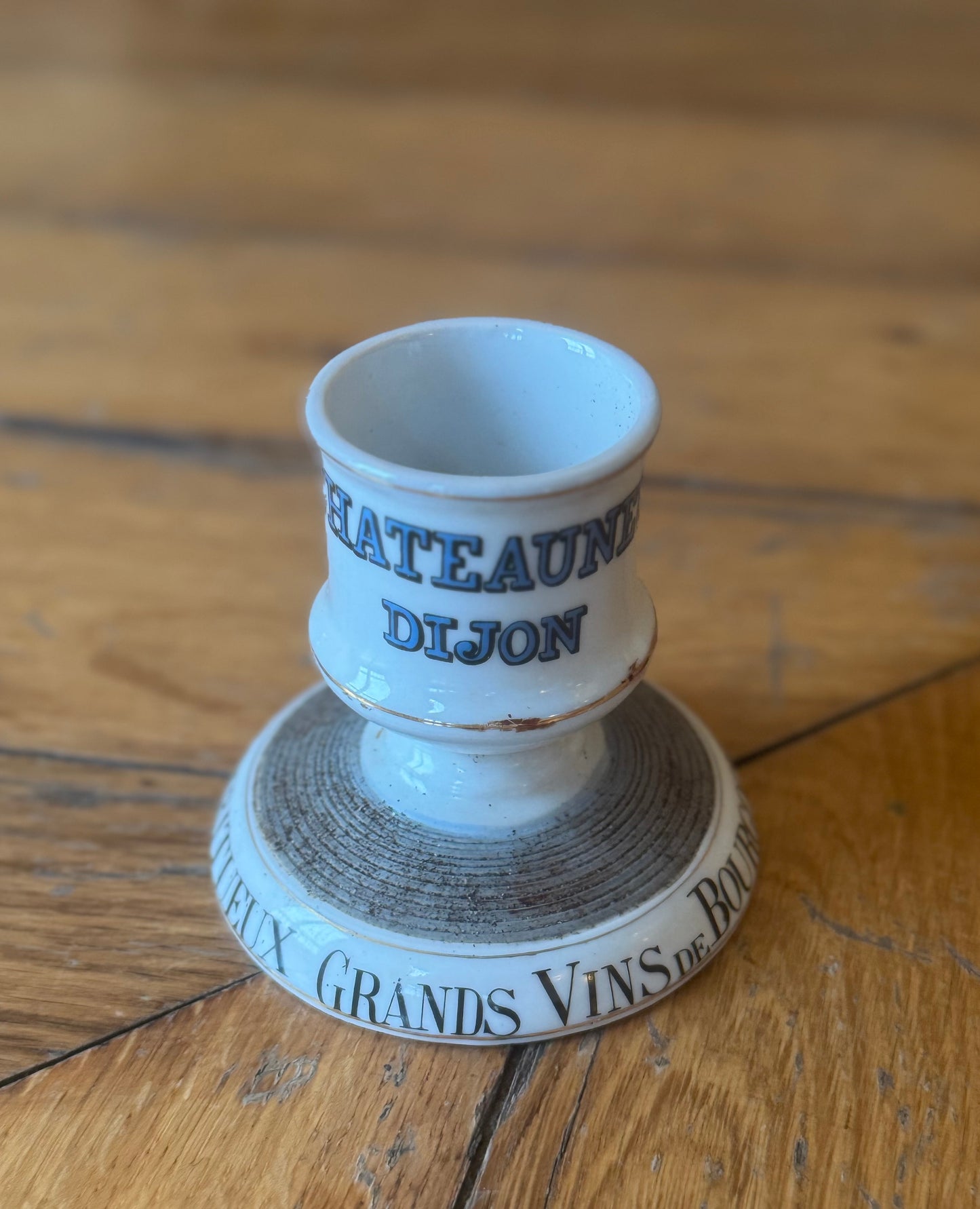 Chateaune Dijon Vintage Match Strike
