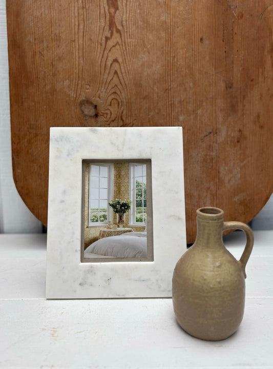 White Marble Frame