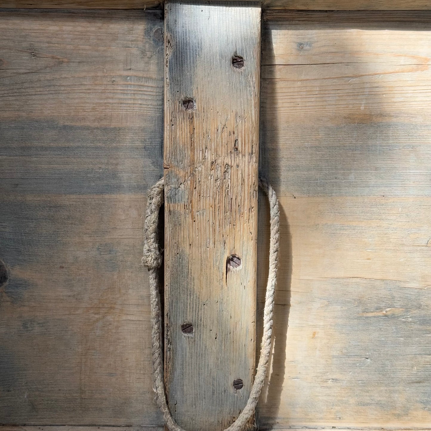 Olde English Pine Trunk