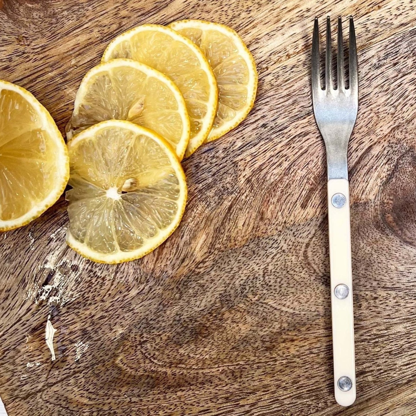 Sabre Ivory Flatware