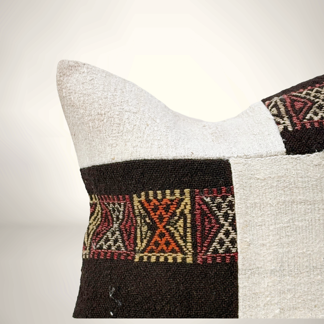 The Taos Pillow