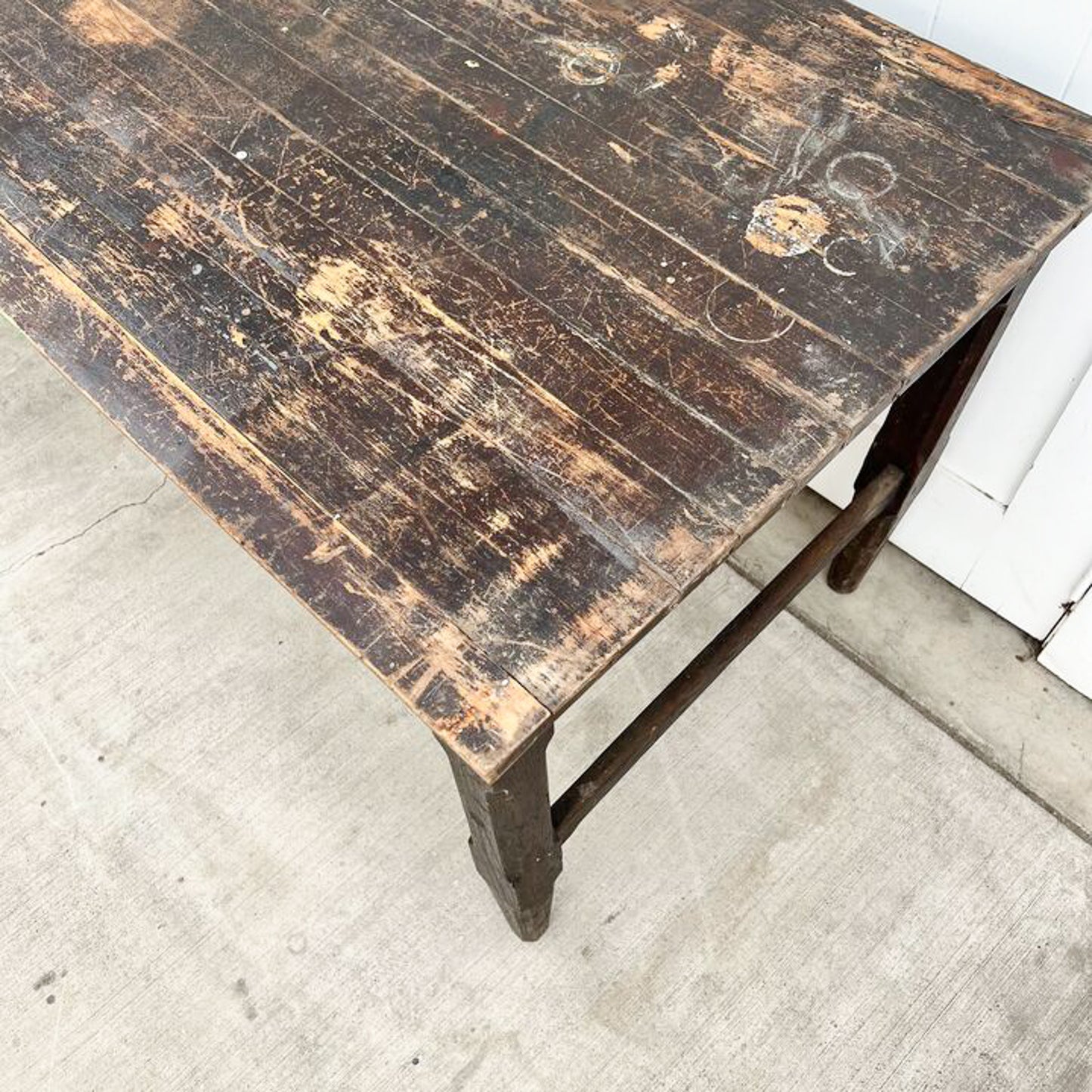 The Dunkirk Dining Table