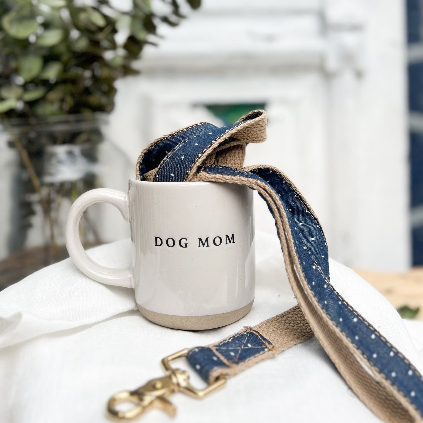 navy blue cotton dog lead with brass hardware clip