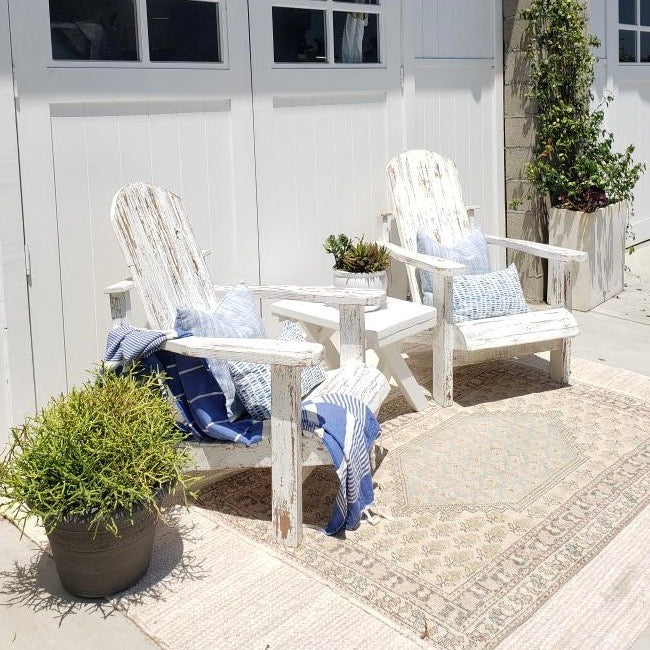 white painted distressed outdoor lounge chairs