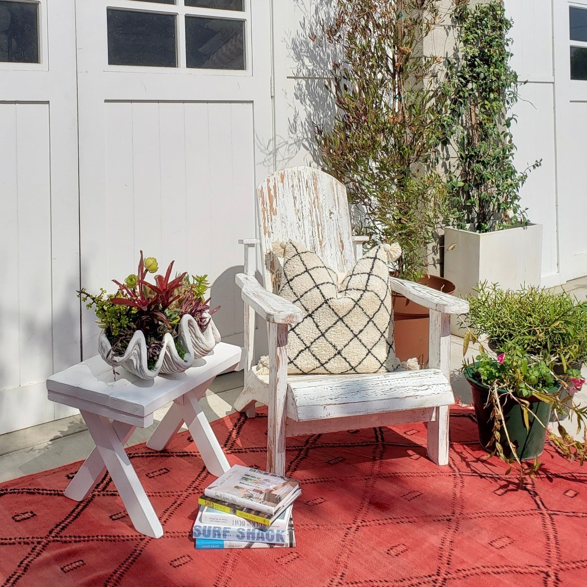 white distressed outdoor chair