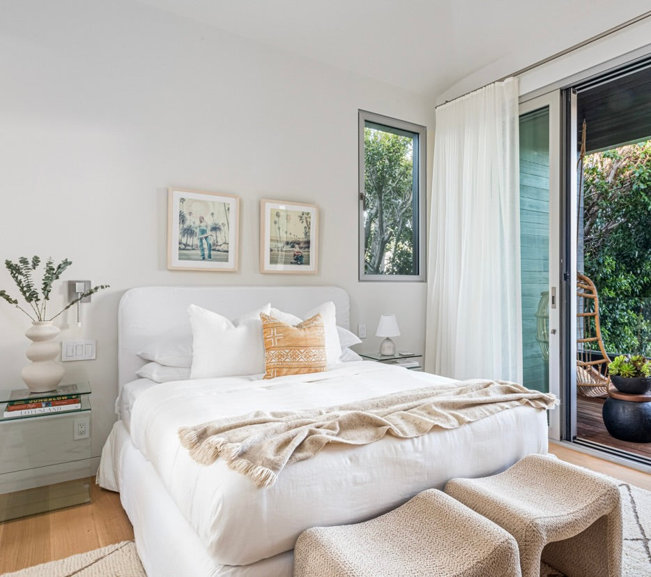 The Everleigh Slipcovered Bed