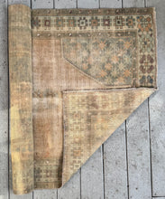 Load image into Gallery viewer, Green Vintage Turkish Rug