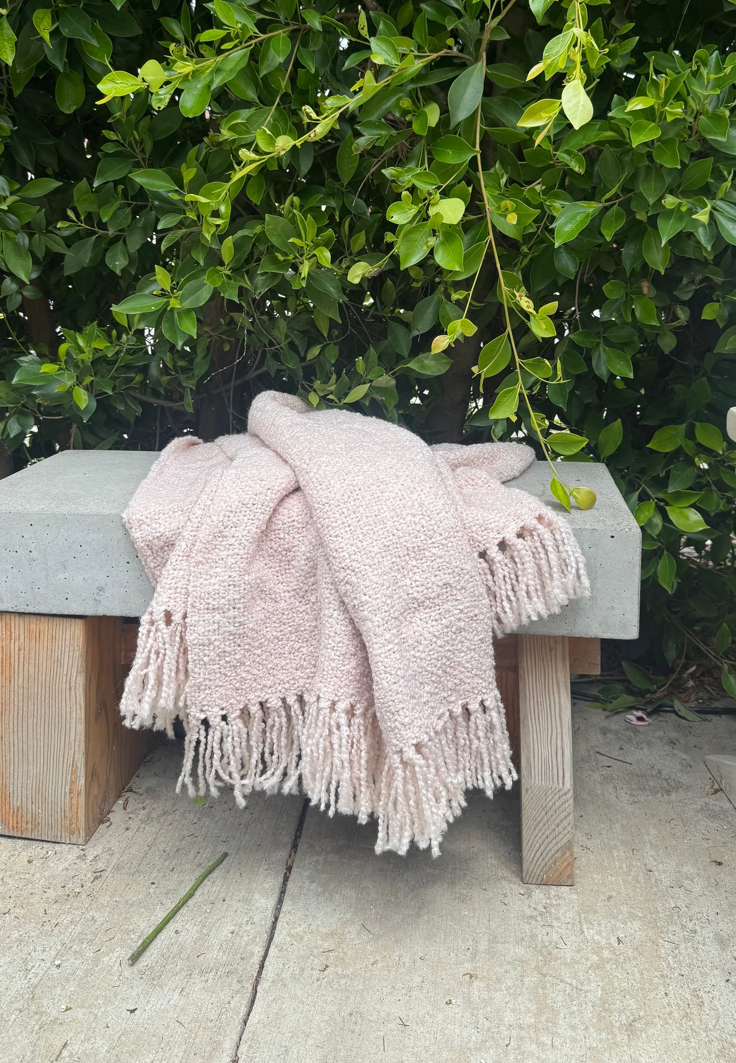 Boucle Indoor/Outdoor Throw