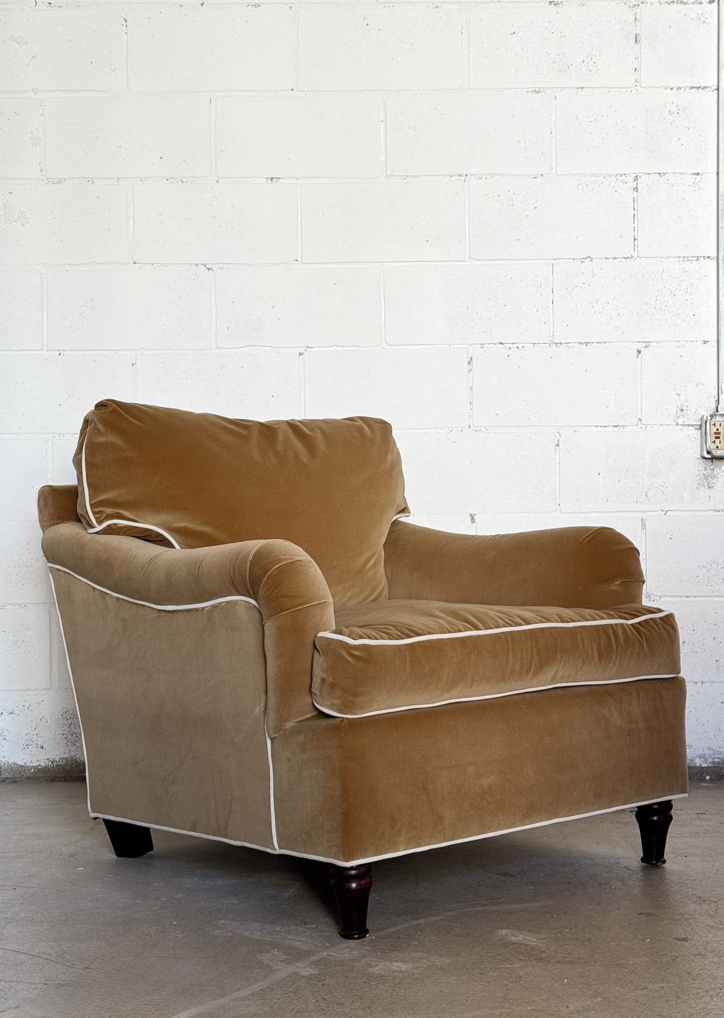 The Sir Arthur Chair