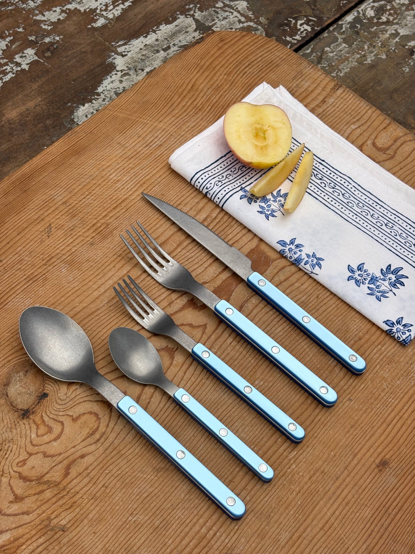 Sabre Vintage Bistro-Pearl Blue