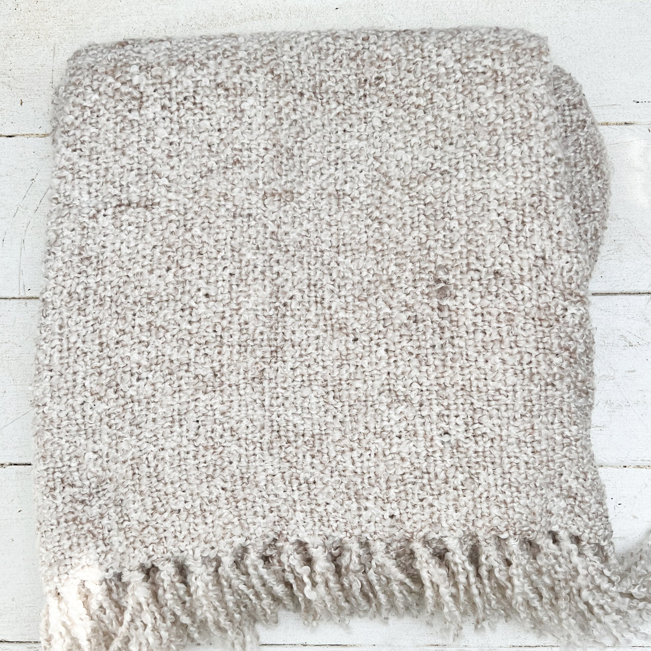 Boucle Indoor/Outdoor Throw