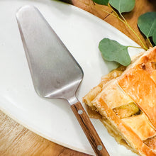 Load image into Gallery viewer, Sabre Teak Flatware