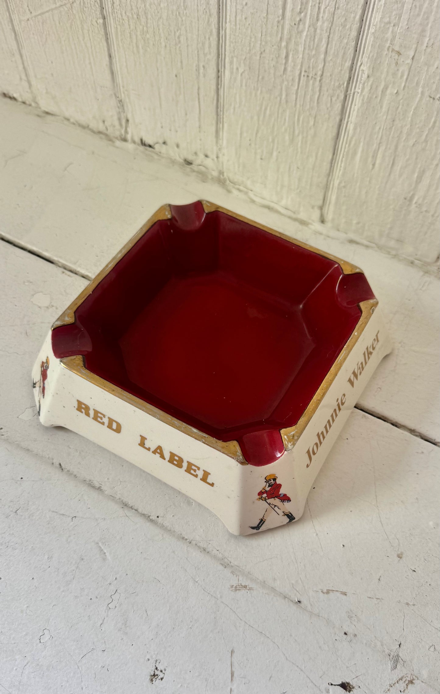 Vintage JW Red Label Catch All