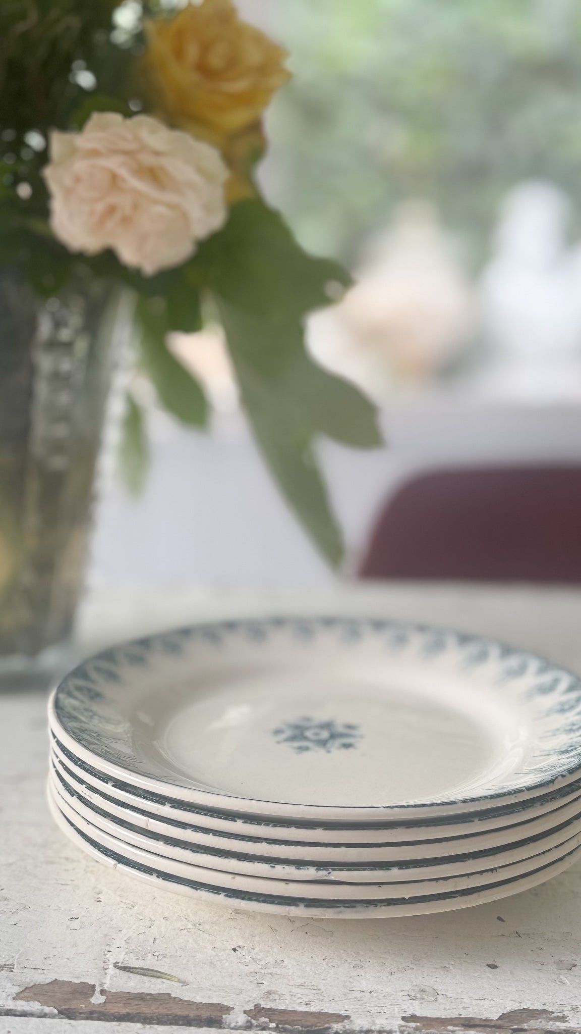 French Alger Antique Plate Set