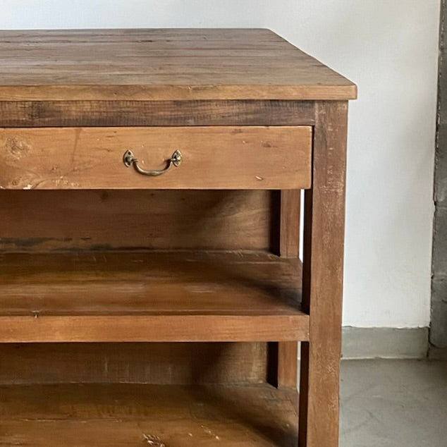 The Lake House Island