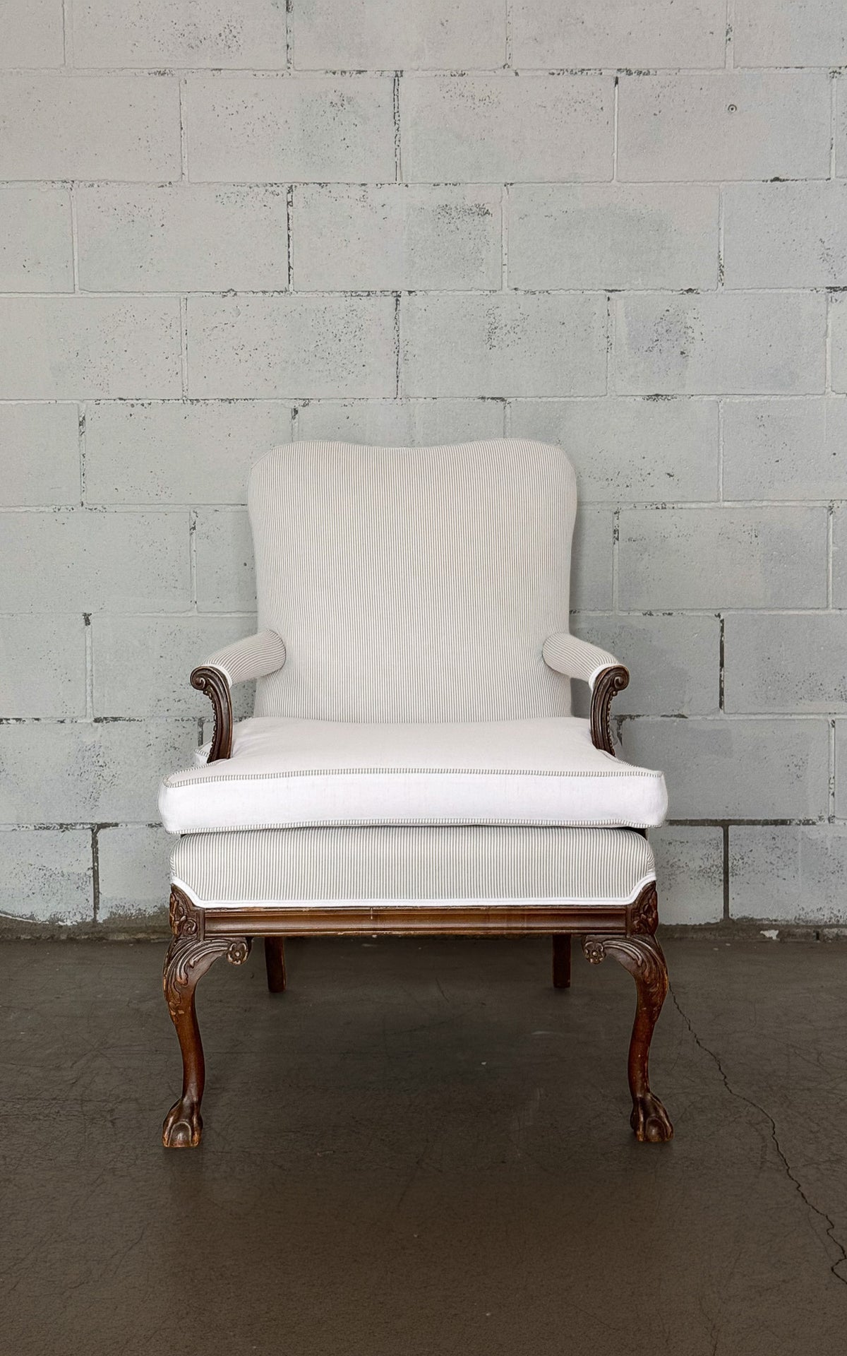 The Elisabeth Chair