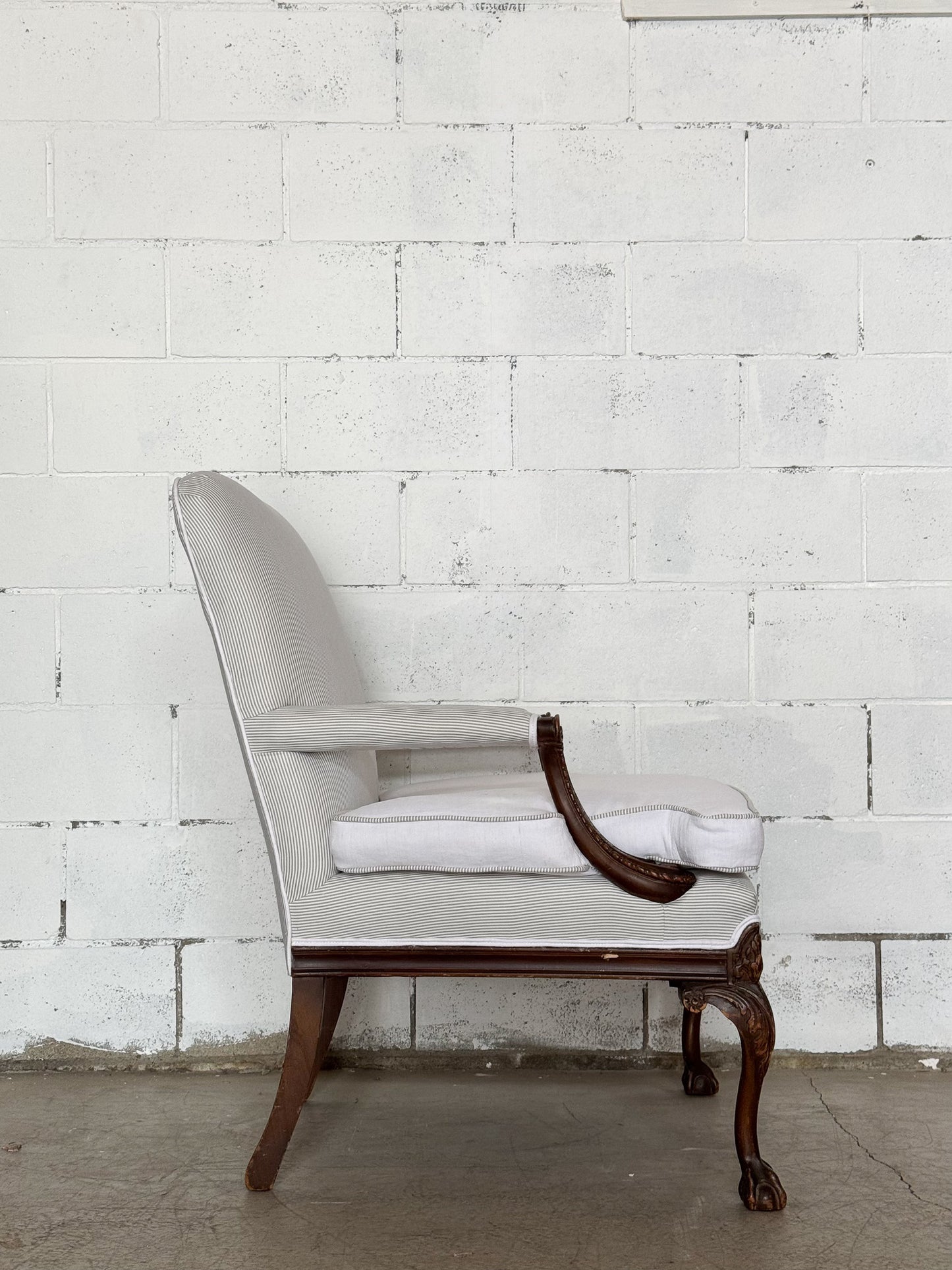 The Elisabeth Chair