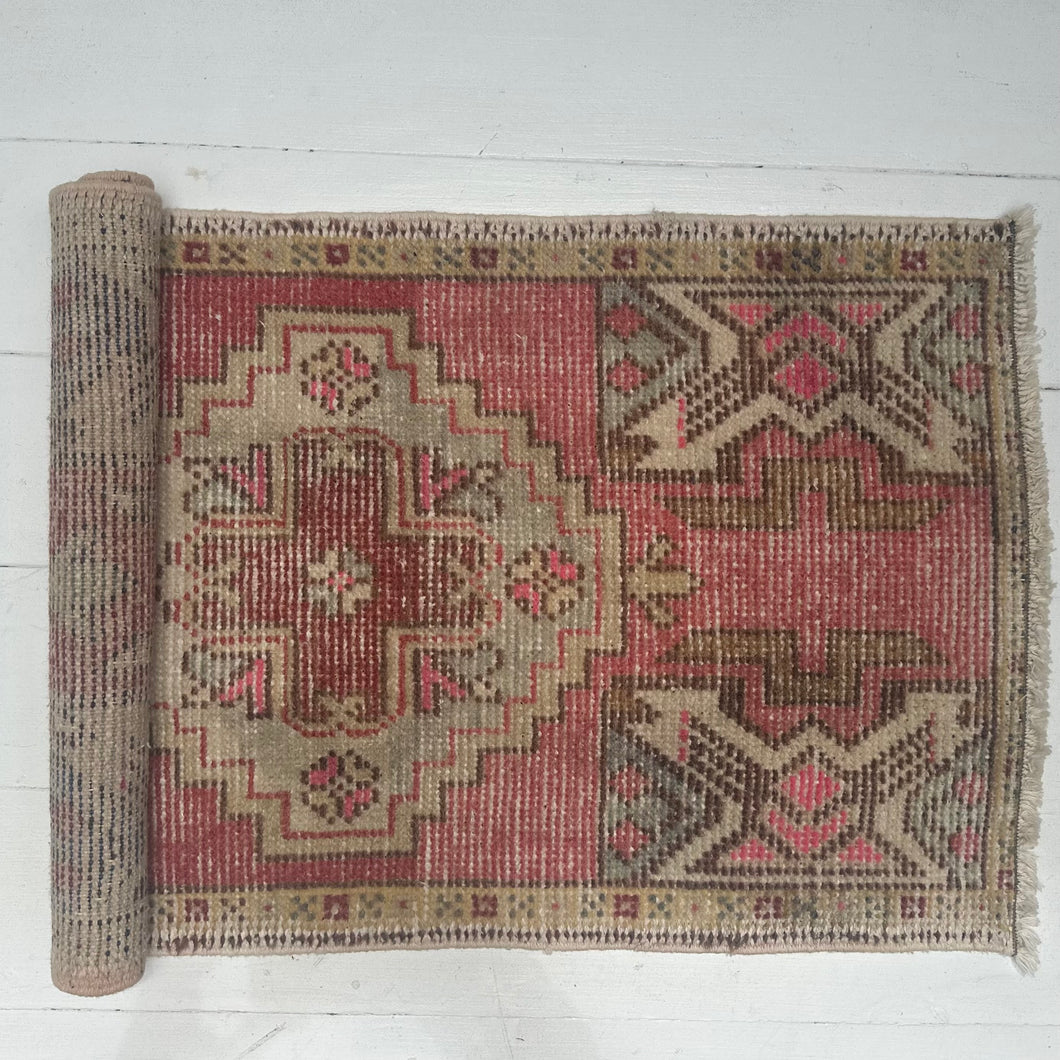 Simone Vintage Turkish Rug