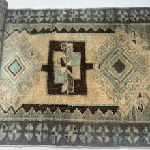 Load image into Gallery viewer, Seneca Vintage Turkish Rug