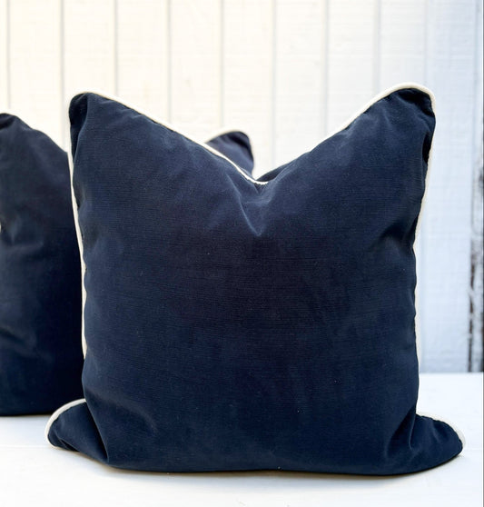 Velvet pillow-Midnight Blue