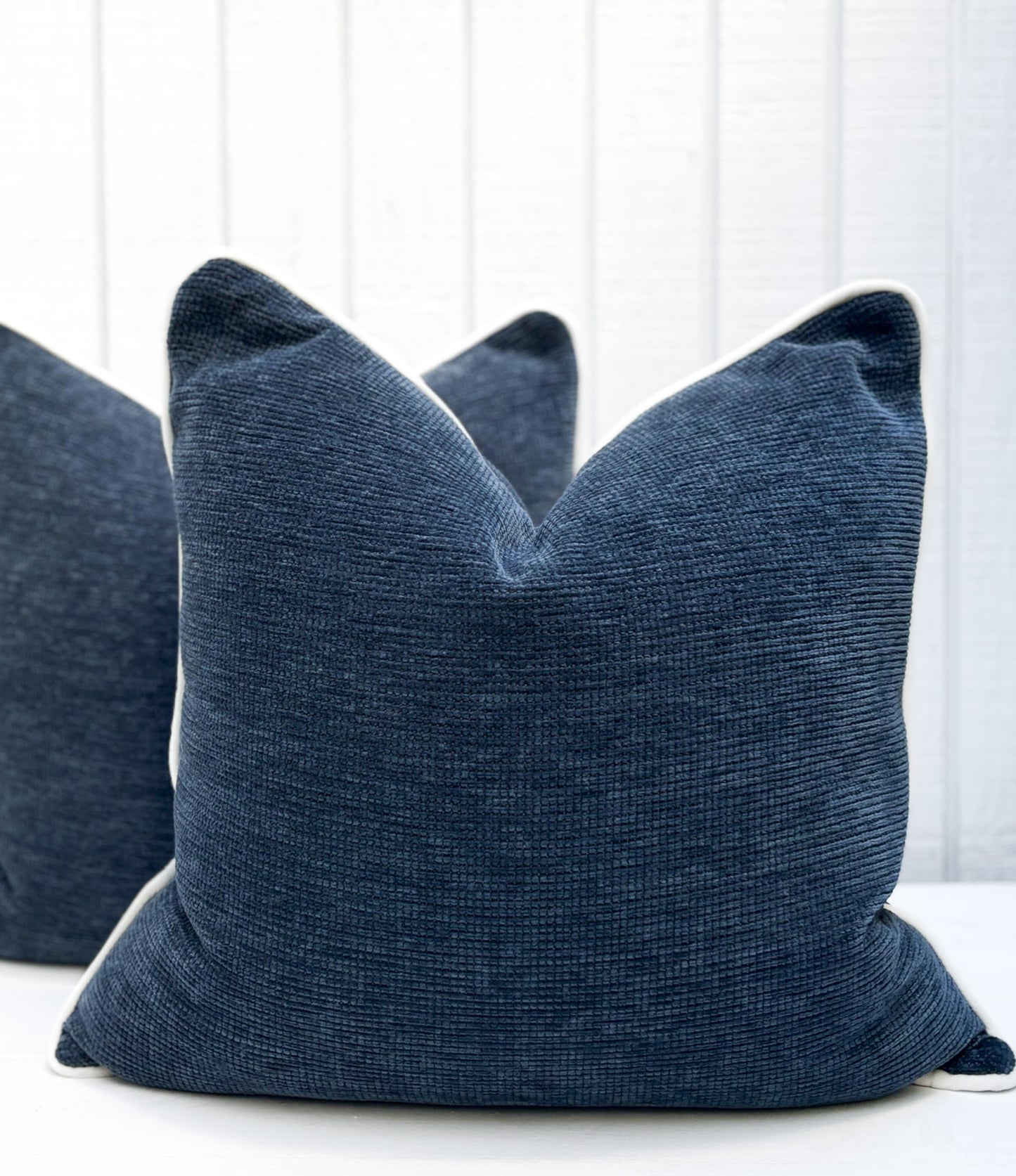 Minuit Blue Pillow