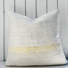 Load image into Gallery viewer, Lois Vintage Turkish Pillow