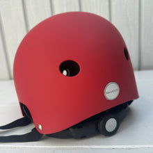 Load image into Gallery viewer, Kid&#39;s Red Helmet