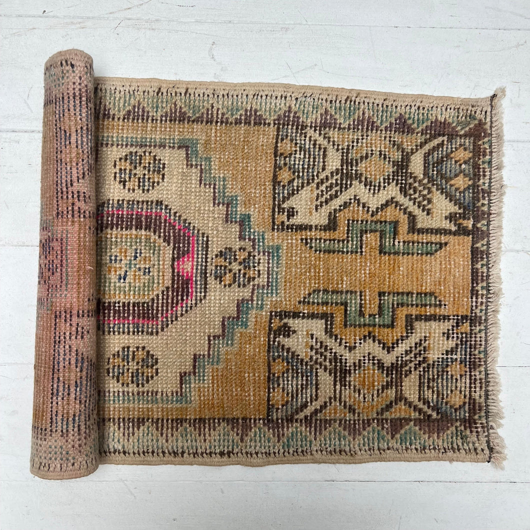 Daisy Jones Turkish Rug