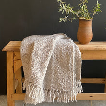 Load image into Gallery viewer, Boucle Indoor/Outdoor Throw-Sand