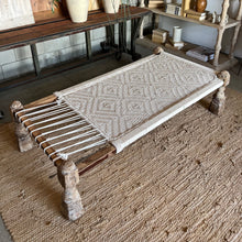 Load image into Gallery viewer, The Injiri Daybed