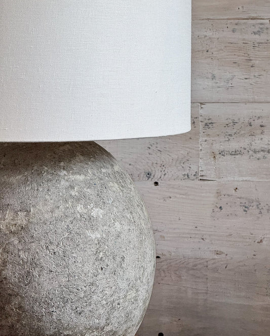 Pulpa De Papel Table Lamp
