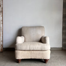 Load image into Gallery viewer, The Wallace Chair