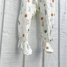 Load image into Gallery viewer, Dreaming Big Zipper Romper