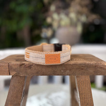 Load image into Gallery viewer, 1&quot; Cream and Navy Seed Sack Dog Collar