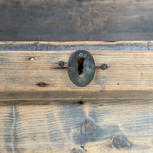 Load image into Gallery viewer, Olde English Pine Trunk