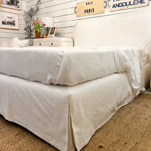 Load image into Gallery viewer, The Everleigh Slipcovered Bed