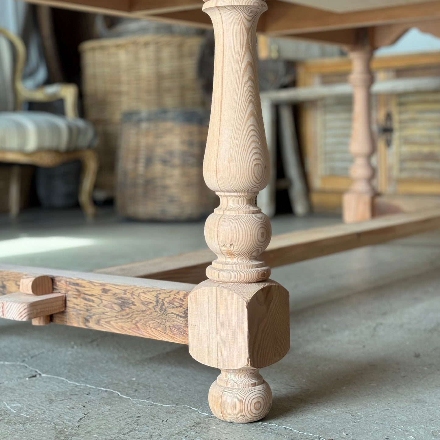 The Jane Dining Table