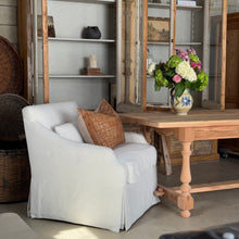 Load image into Gallery viewer, The Jane Dining Table