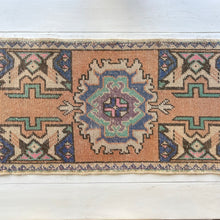 Load image into Gallery viewer, Kilos Turkish Rug