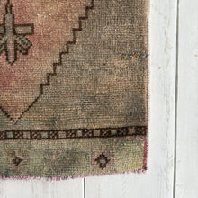 Load image into Gallery viewer, Burak Vintage Turkish Rug