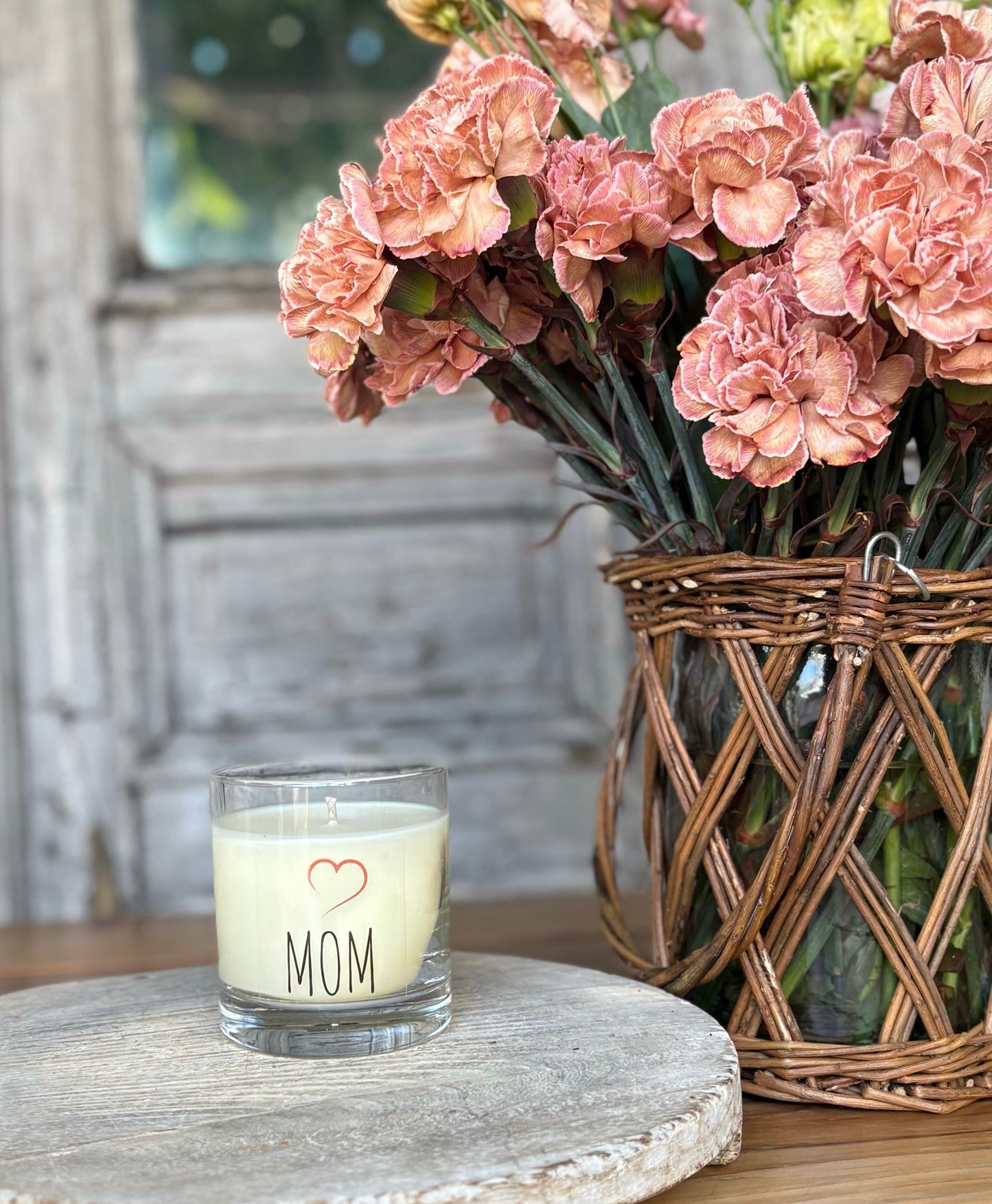 "Mom" Scented T&D Candle