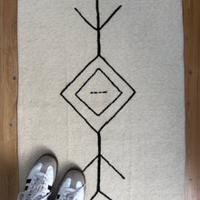Load image into Gallery viewer, Diamond Wool Rug