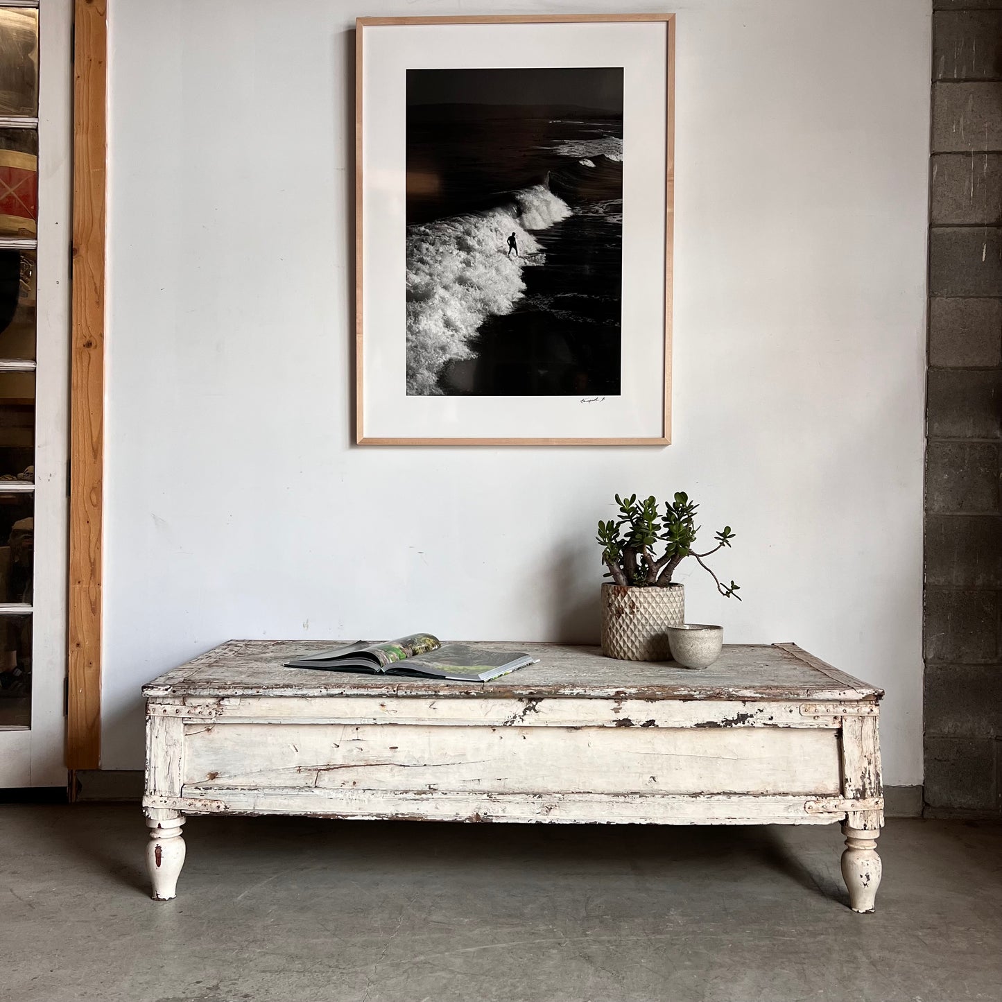 Harvard Vintage Coffee Table