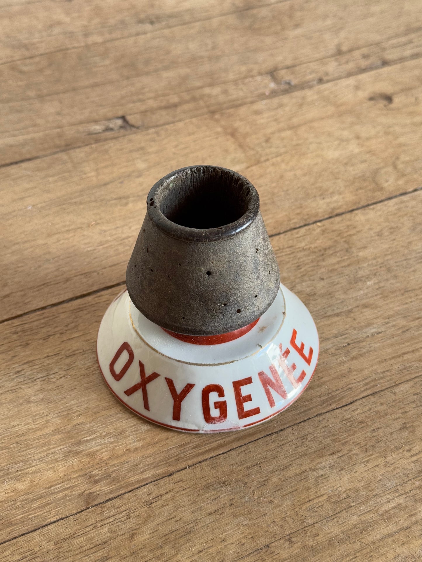 Vintage Oxygenee Match Striker