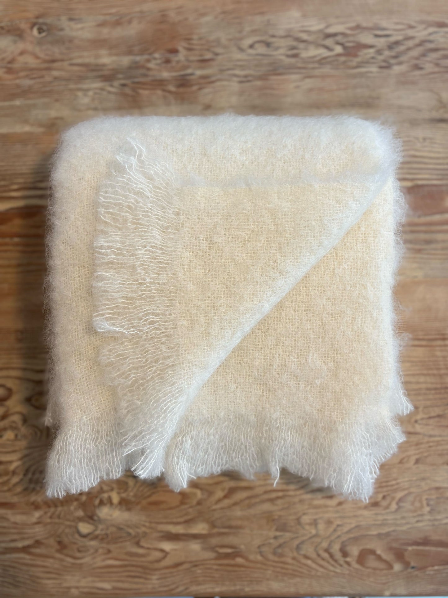 The Hygge Throw-Cream