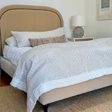 Load image into Gallery viewer, The Innes Velvet Bed